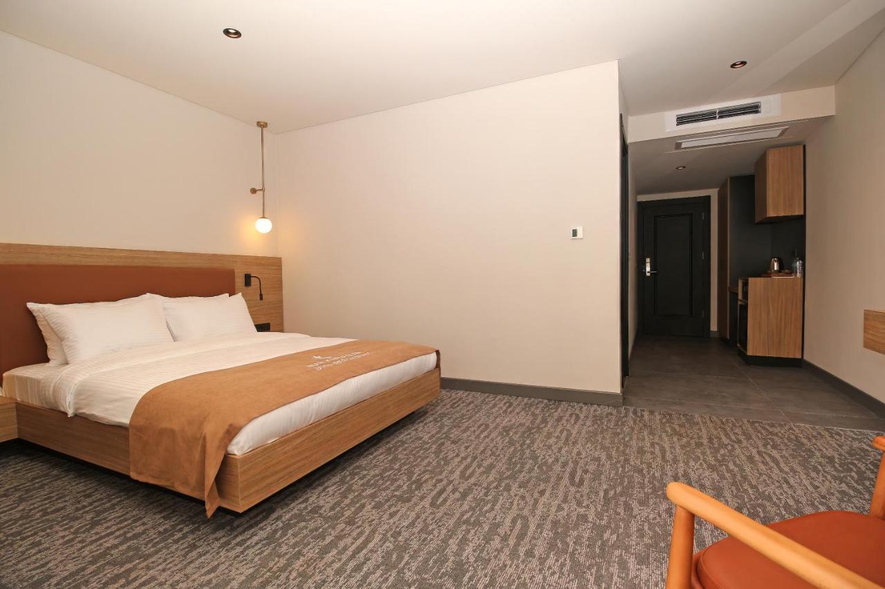 Inanlar City Hotel Yomra Bagian luar foto